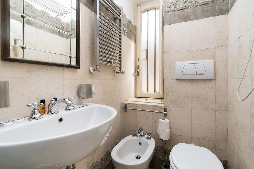 Guest house White Rooms Borgo Rome