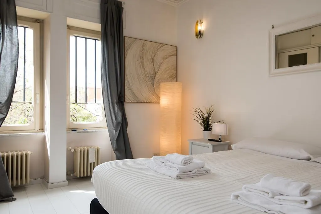 White Rooms Borgo Rome Italy