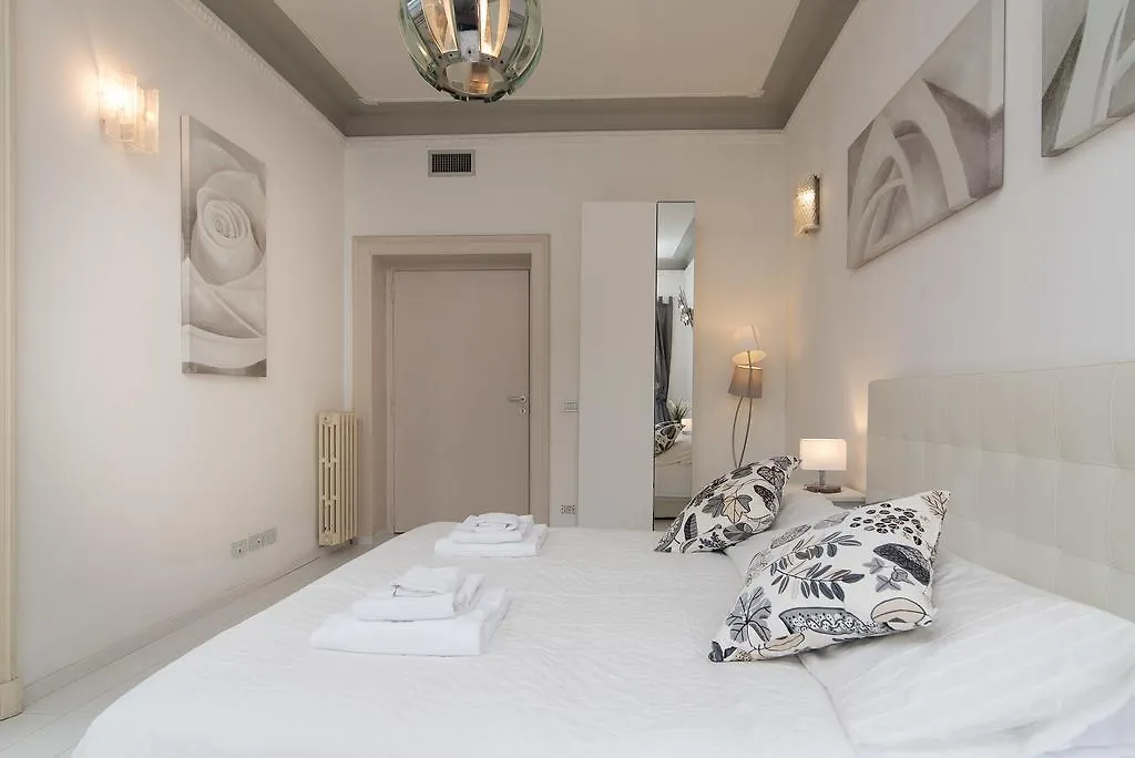 White Rooms Borgo Rome Guest house