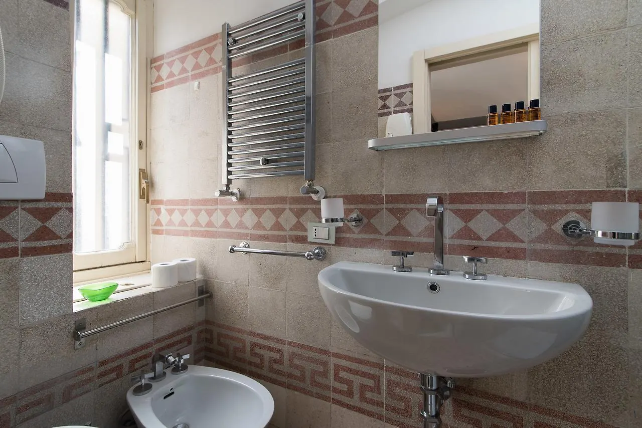 Guest house White Rooms Borgo Rome